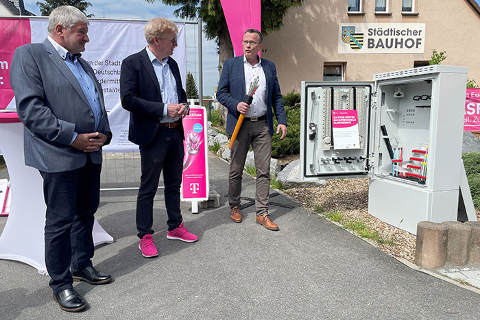 Start Glasfaser-Ausbau in Neustadt in Sachsen und den Ortsteilen