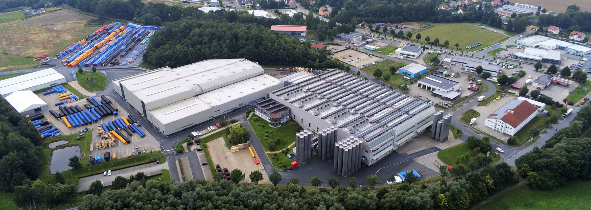 Blick auf den Industrie- und Gewerbepark Neustadt/Langburkersdorf